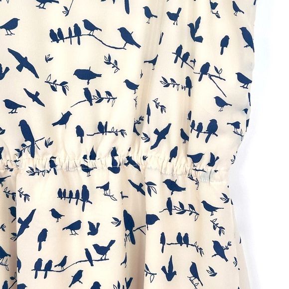 Olive & Oak Cream and Navy Bird Accent Shift Dress Size Medium - Picture 9 of 13